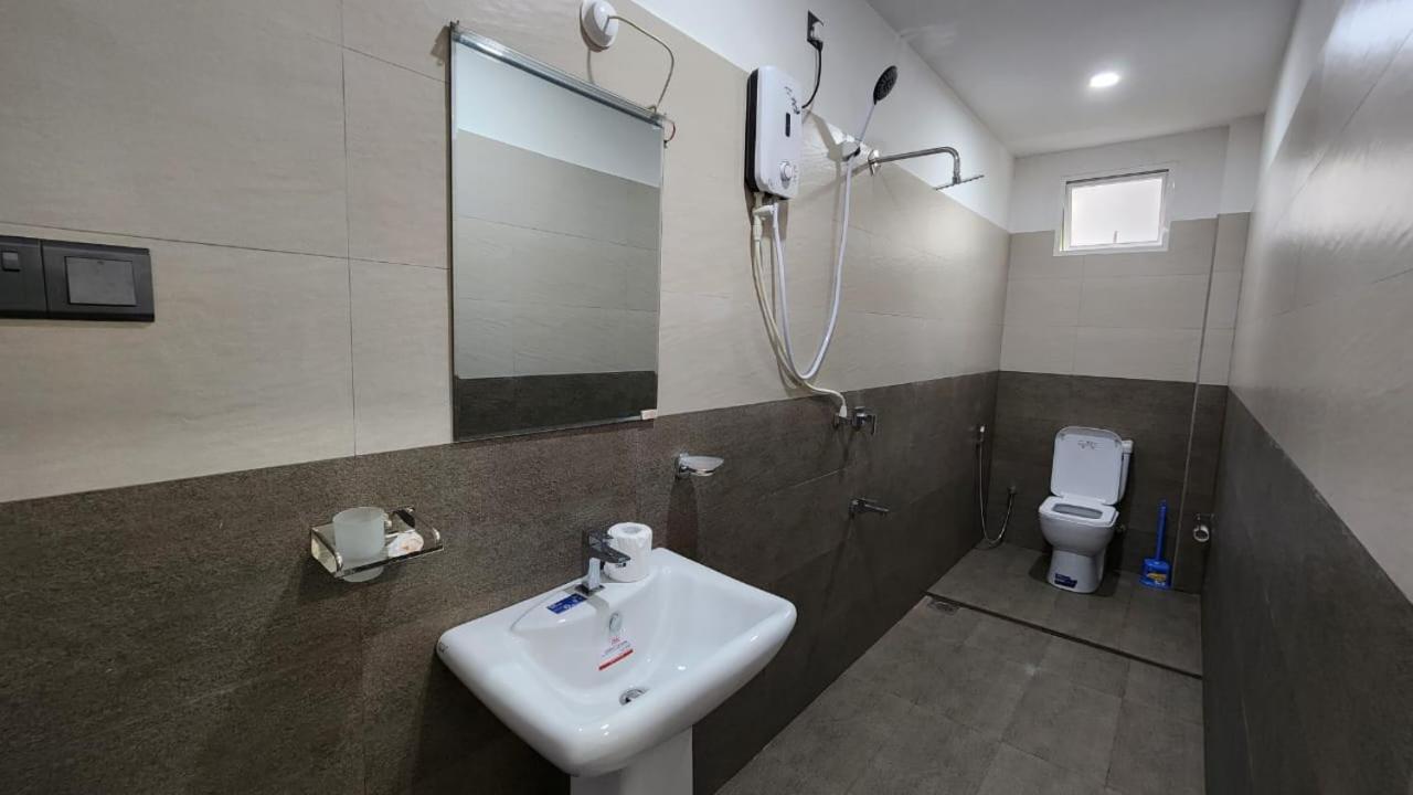 E Seven House Bed & Breakfast Dikwella Dış mekan fotoğraf
